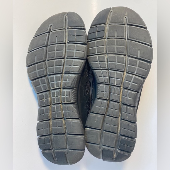 Skechers Women's Flex Appeal 2.0 Sneaker Size 7 Simplistic Black - Picture 3 of 4